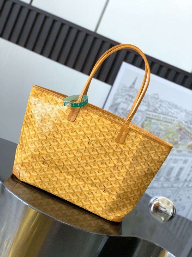 Goyard Shopping Bags